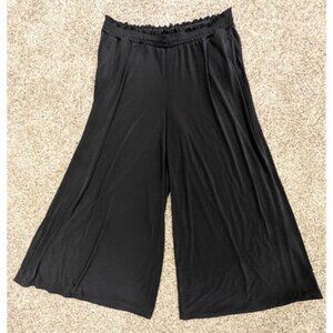 Lane Bryant Black Wide Leg Palazzo Knit Pants Elastic Waist Size 14/16 Pockets